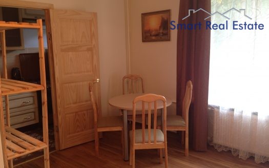 Izīrē – 1 ist. dzīvoklis Jūrmalā (Dzintari).