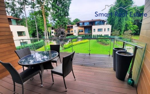 3 ist. dzīvoklis Dzintaru pr. 36, Jūrmalā.