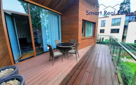 3 ist. dzīvoklis Dzintaru pr. 36, Jūrmalā.