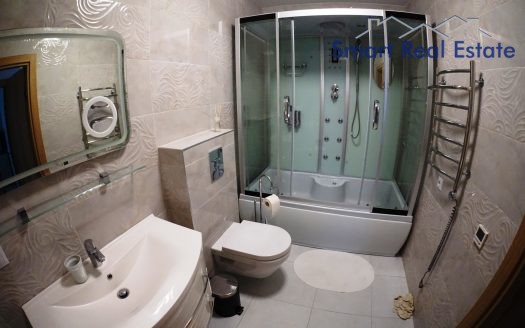 3 ist. dzīvoklis Dzintaru pr. 36, Jūrmalā.