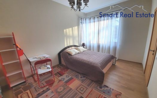 3 ist. dzīvoklis Dzintaru pr. 36, Jūrmalā.