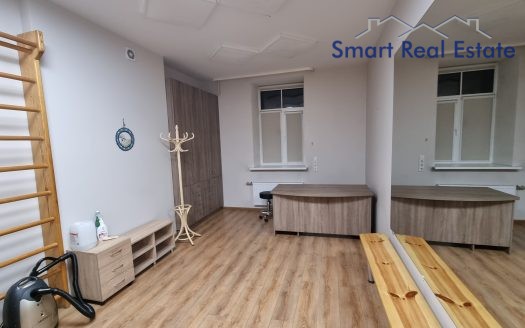 Komerc. telpa A. Čaka ielā 113.