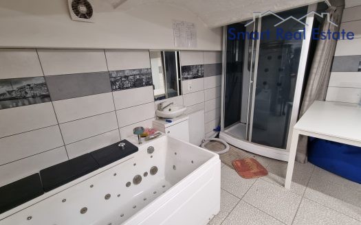 Komerc. telpa A. Čaka ielā 113.