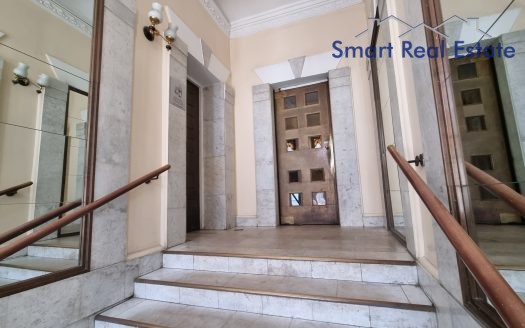 Telpa 30 m2 Citadeles ielā 2.