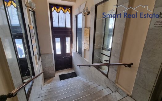 Telpa 30 m2 Citadeles ielā 2.