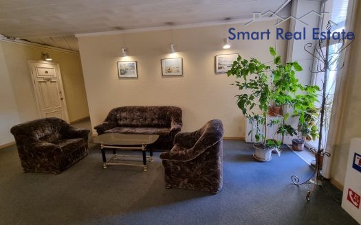 Telpa 30 m2 Citadeles ielā 2.