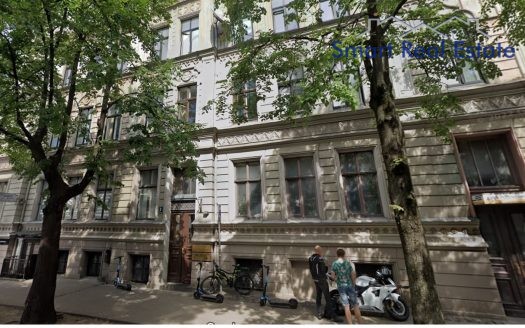 Telpa 30 m2 Citadeles ielā 2.