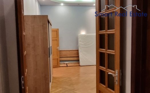 4 комнатная квартира в Посольском районе.