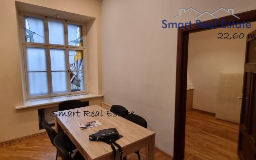 4 комнатная квартира в Посольском районе.