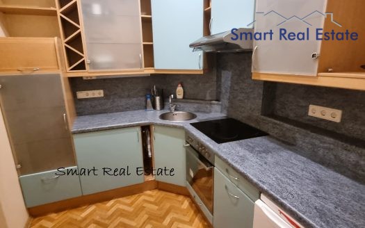 4 комнатная квартира в Посольском районе.