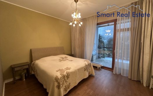 3 istabu dzīvoklis Asaru pr. 53, Jūrmalā.