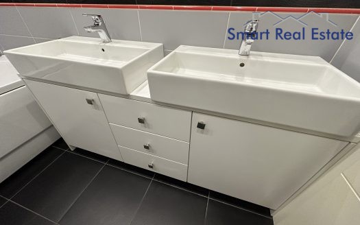 3 istabu dzīvoklis Asaru pr. 53, Jūrmalā.