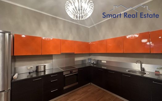 3 istabu dzīvoklis Asaru pr. 53, Jūrmalā.