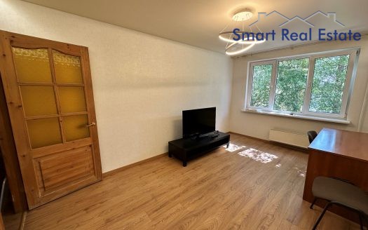 Īzīrē 2 istabas Pļavniekos.