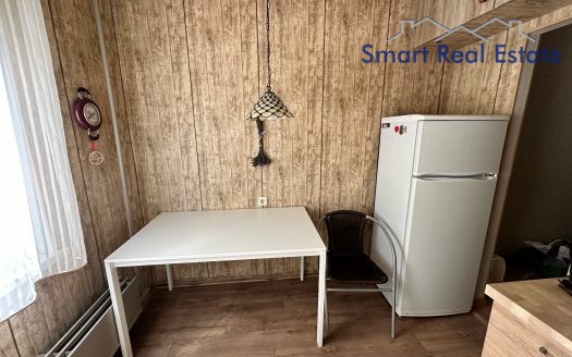 Īzīrē 2 istabas Pļavniekos.