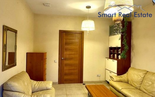 Māja Babītes pagastā. Blakus Piņķi.