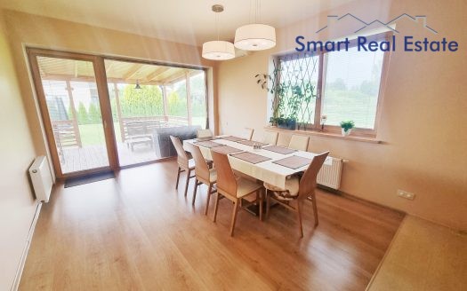 Māja – rajons Līči.