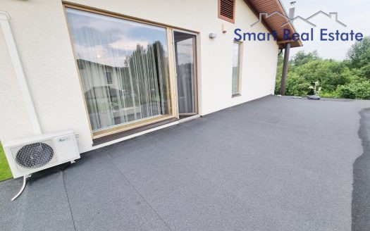 Māja – rajons Līči.