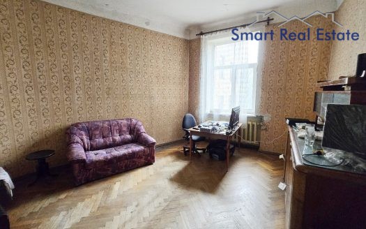 3 istabu dzīvoklis centrā. Hanzas iela 4.