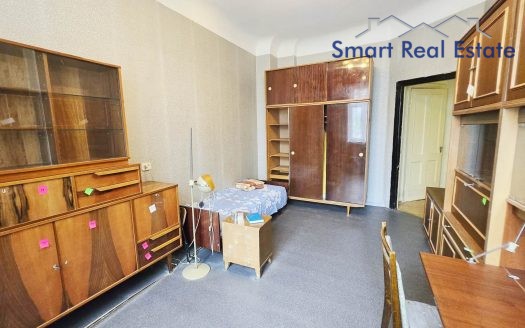 3 istabu dzīvoklis centrā. Hanzas iela 4.