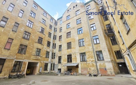 3 istabu dzīvoklis centrā. Hanzas iela 4.